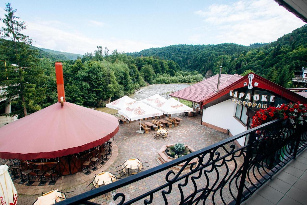 Stanislavsky Hotel Group Jaremtje Exteriör bild