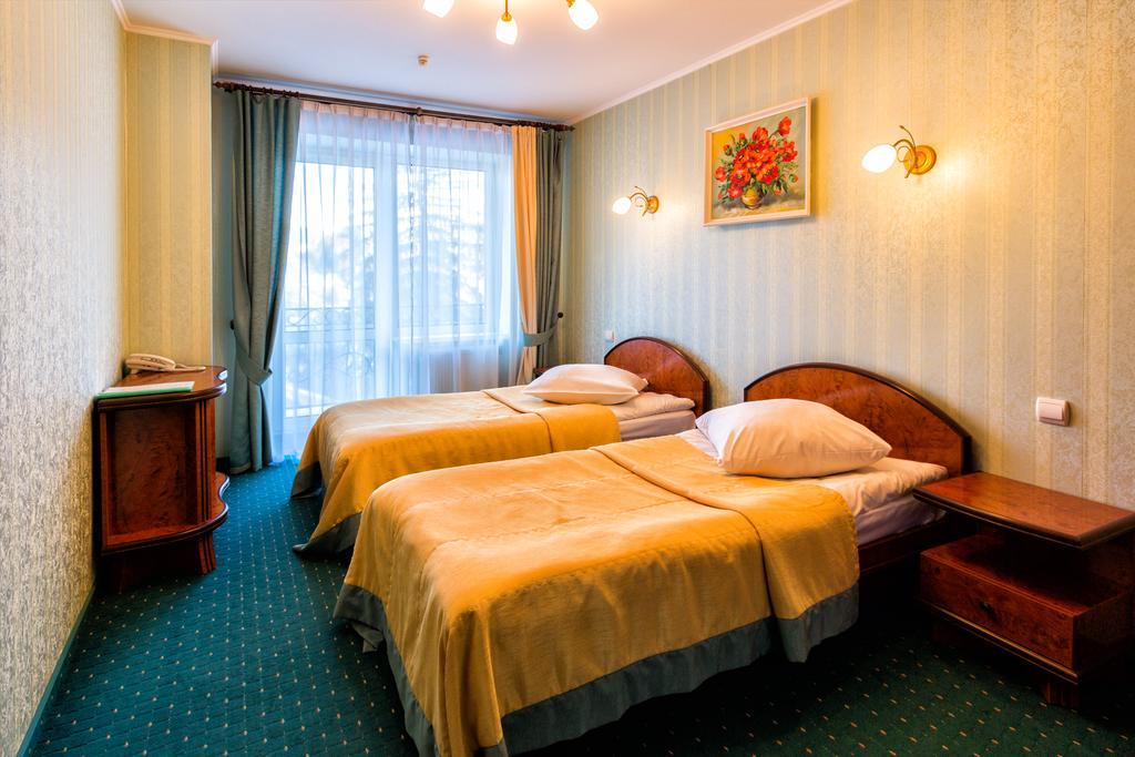 Stanislavsky Hotel Group Jaremtje Exteriör bild